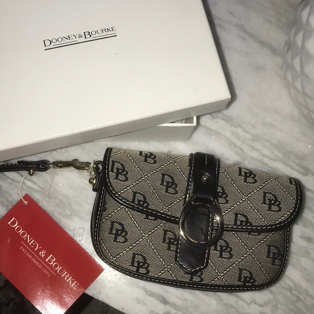 Dooney & Bourke Wristlet